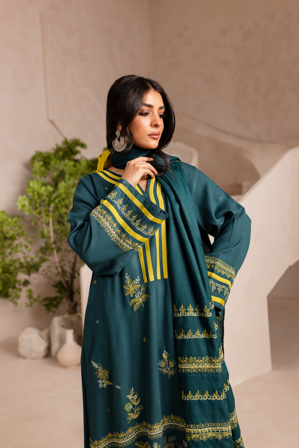 ZH-ZAHA-08 – Zunaira Hameed