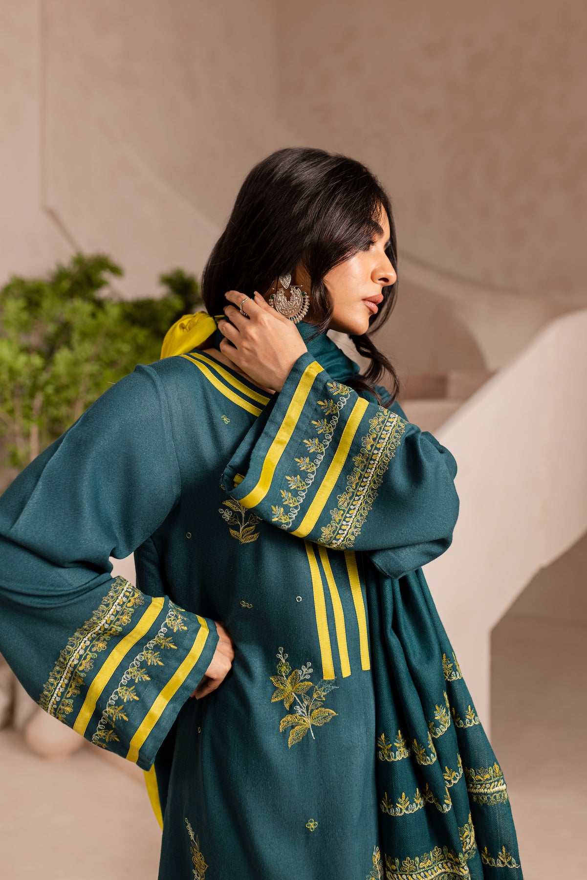 ZH-ZAHA-08 – Zunaira Hameed